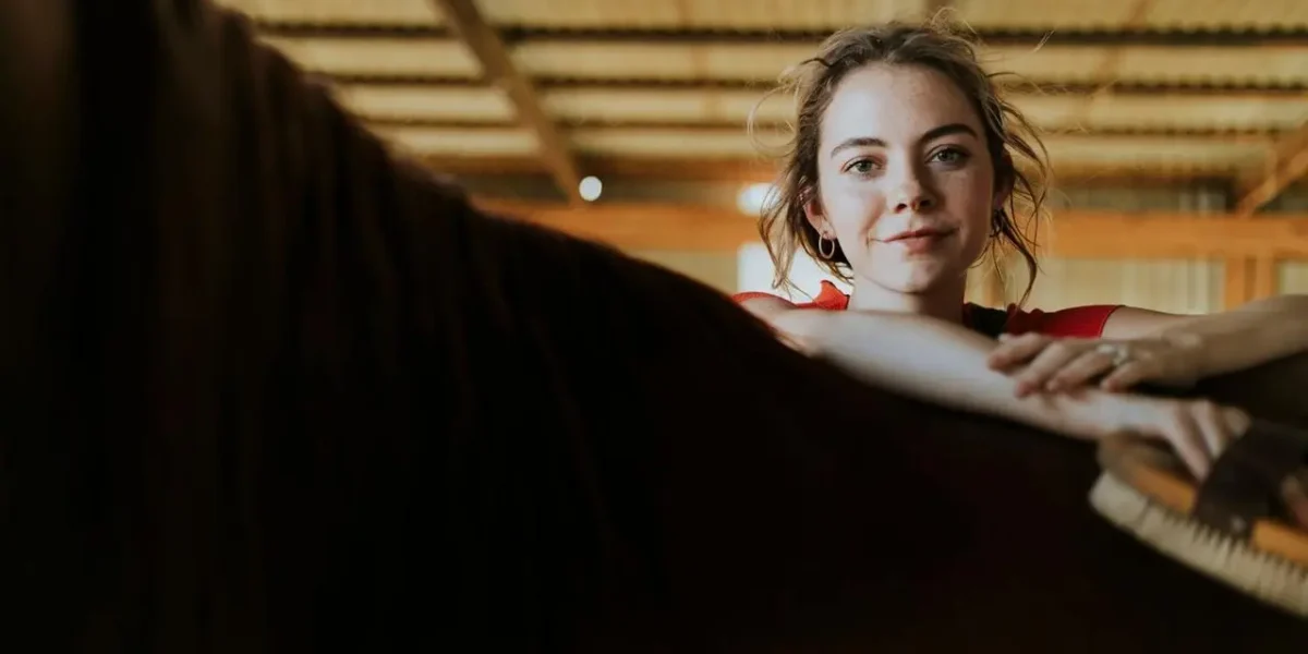 Polskie seriale warte uwagi w jesiennym sezonie 2025 – co oglądać?